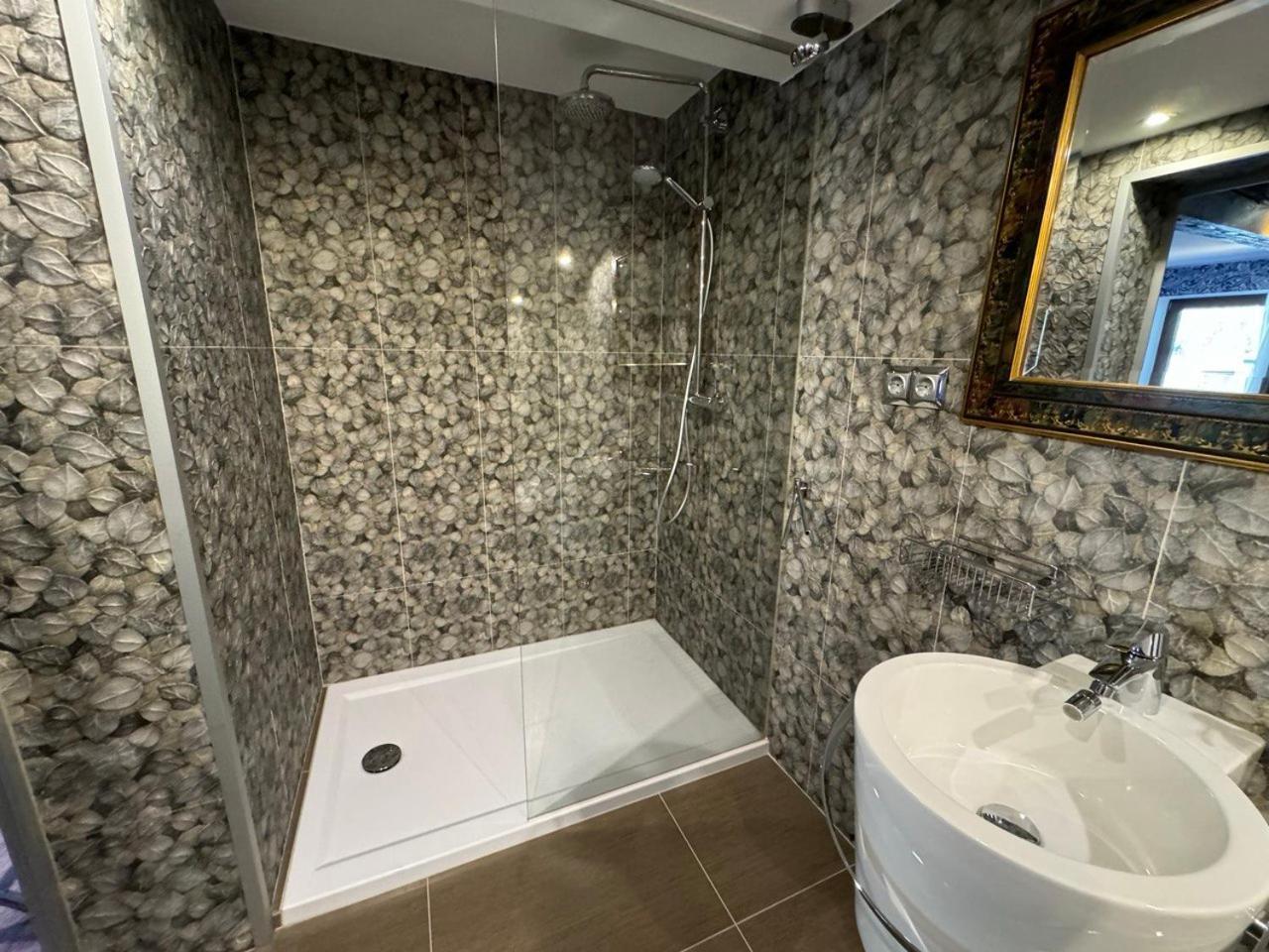 Two Brothers Inn Pertisau Room photo